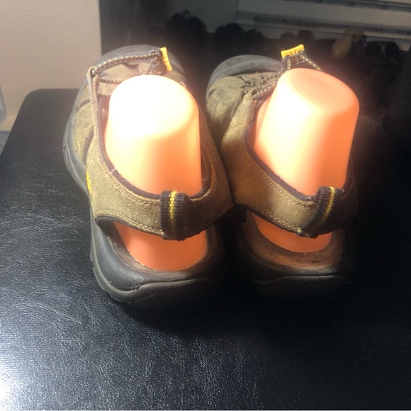 Keen Men’s Olive Yellow Slip On Water Shoes Waterproof Sport Sandals Size 10 - Picture 4 of 15